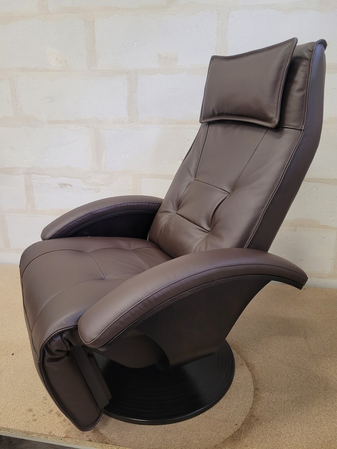 fauteuil relax en cuir rénové